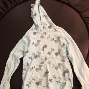 Pull over under armor youth size